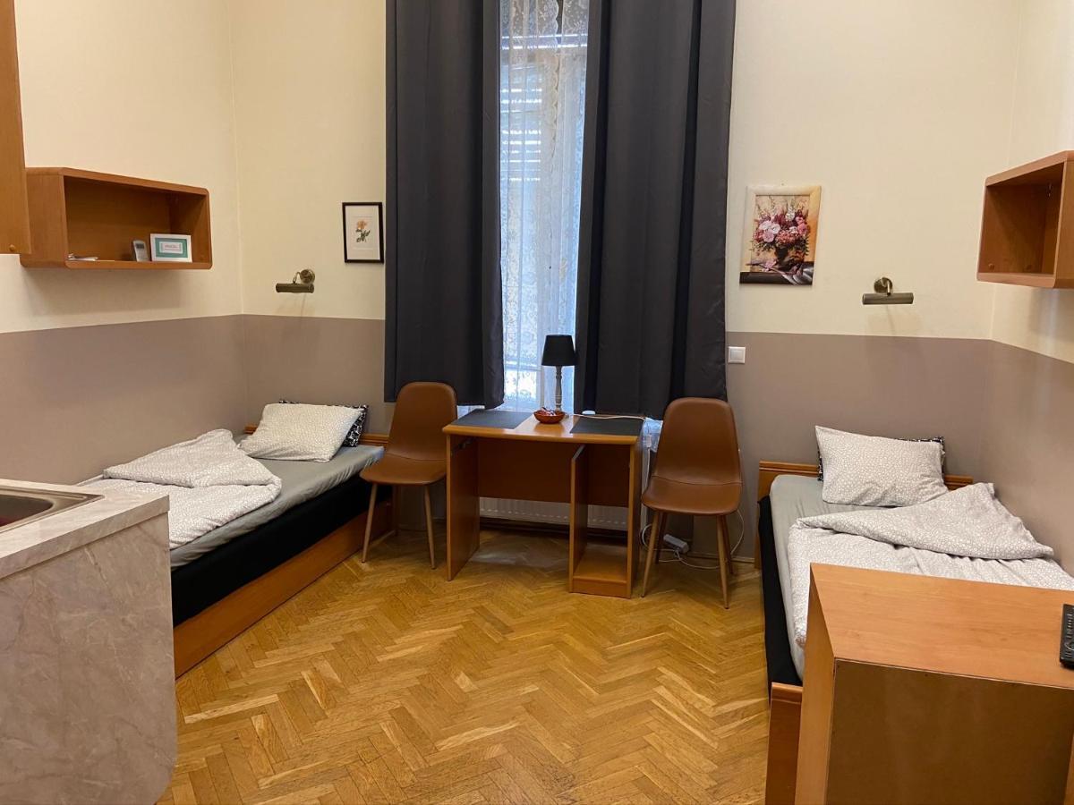 בודפשט Guest Rest Studio Apartments מראה חיצוני תמונה